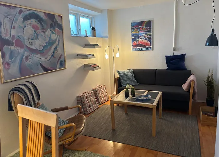 Hyggelig Lejlighed Taet Pa Centrum